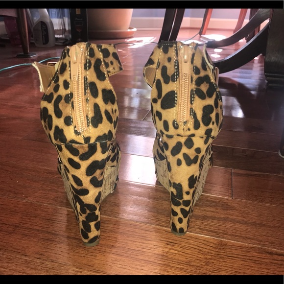 JustFab Cheetah Print Wedges - Picture 3 of 5